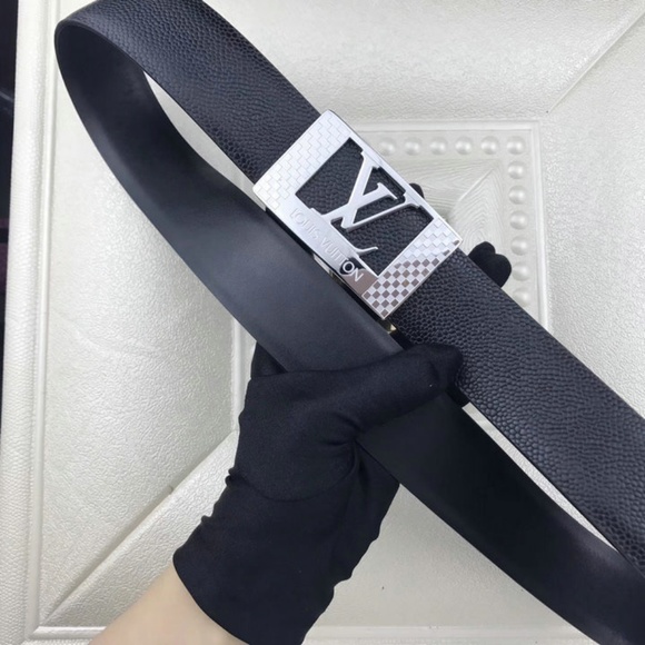 Louis Vuitton    belt